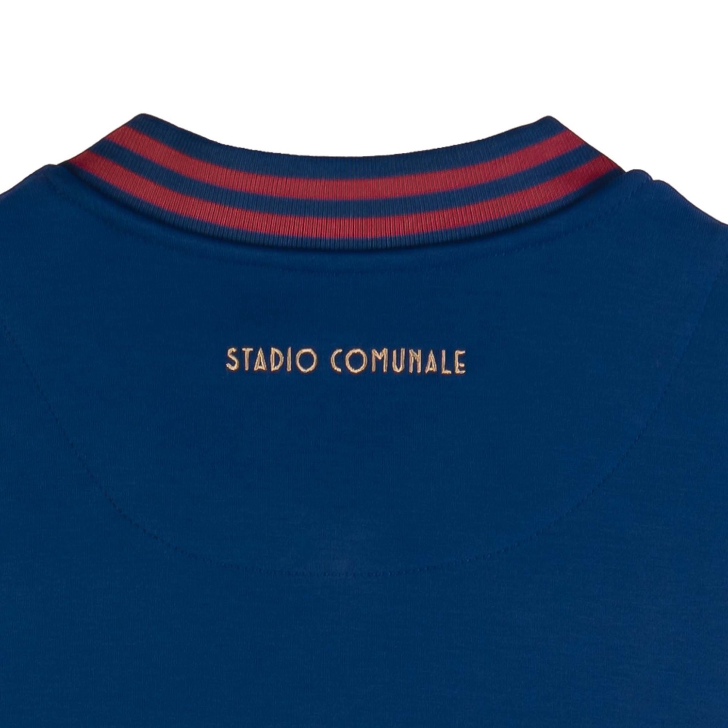 Collar of Track jacket in dark blue and garnet for Les Blaugranes.