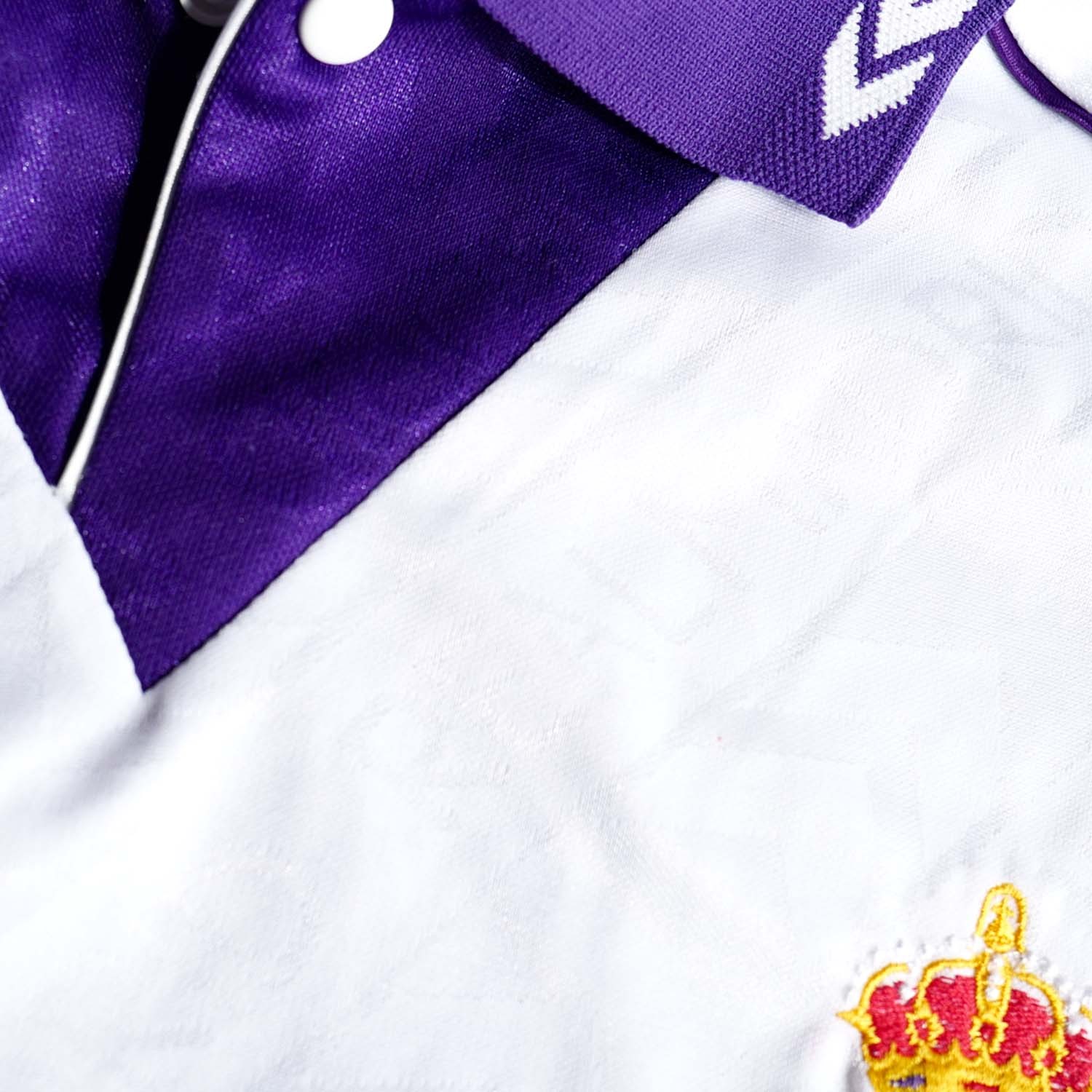 Vintage White jersey Madrid football team