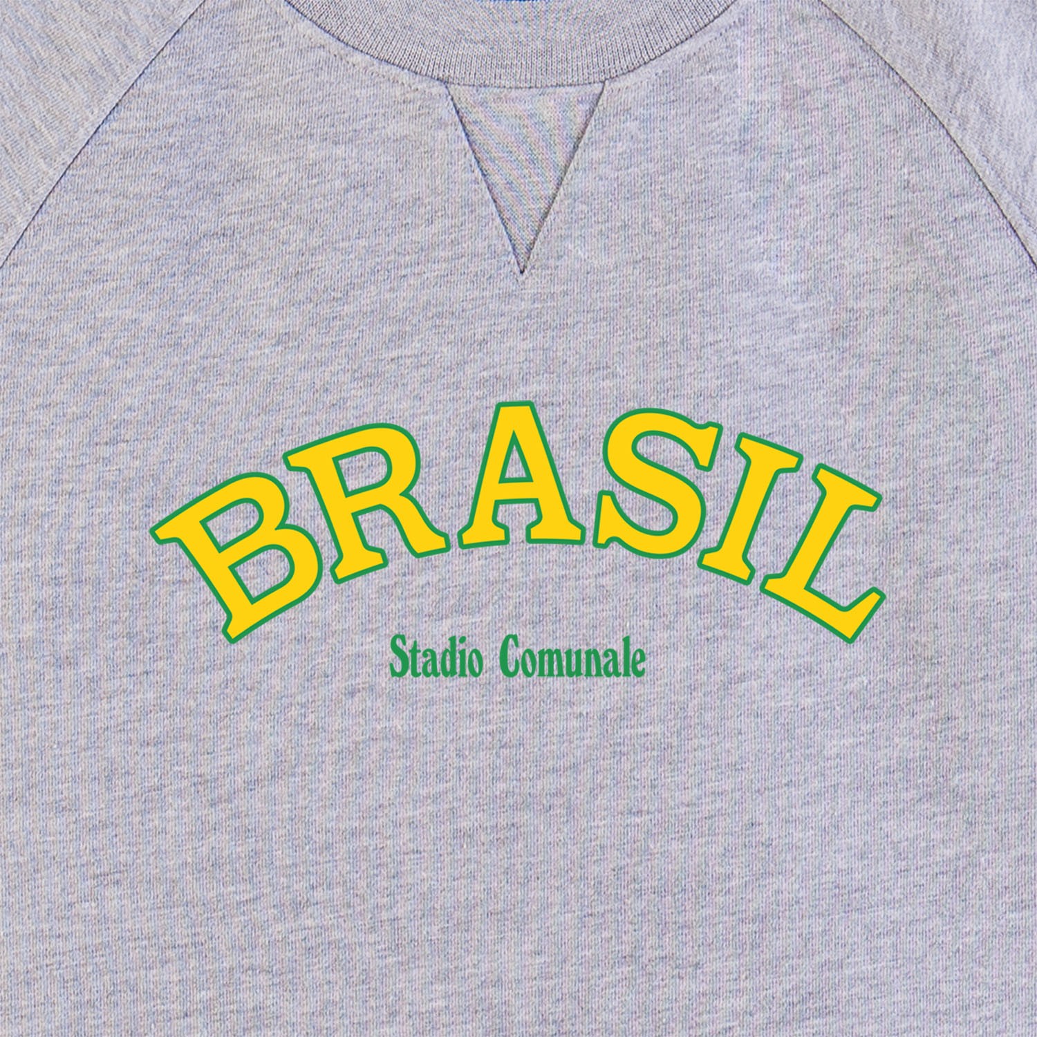 Sweatshirt Brasil 82 in heather grey, yellow and green.