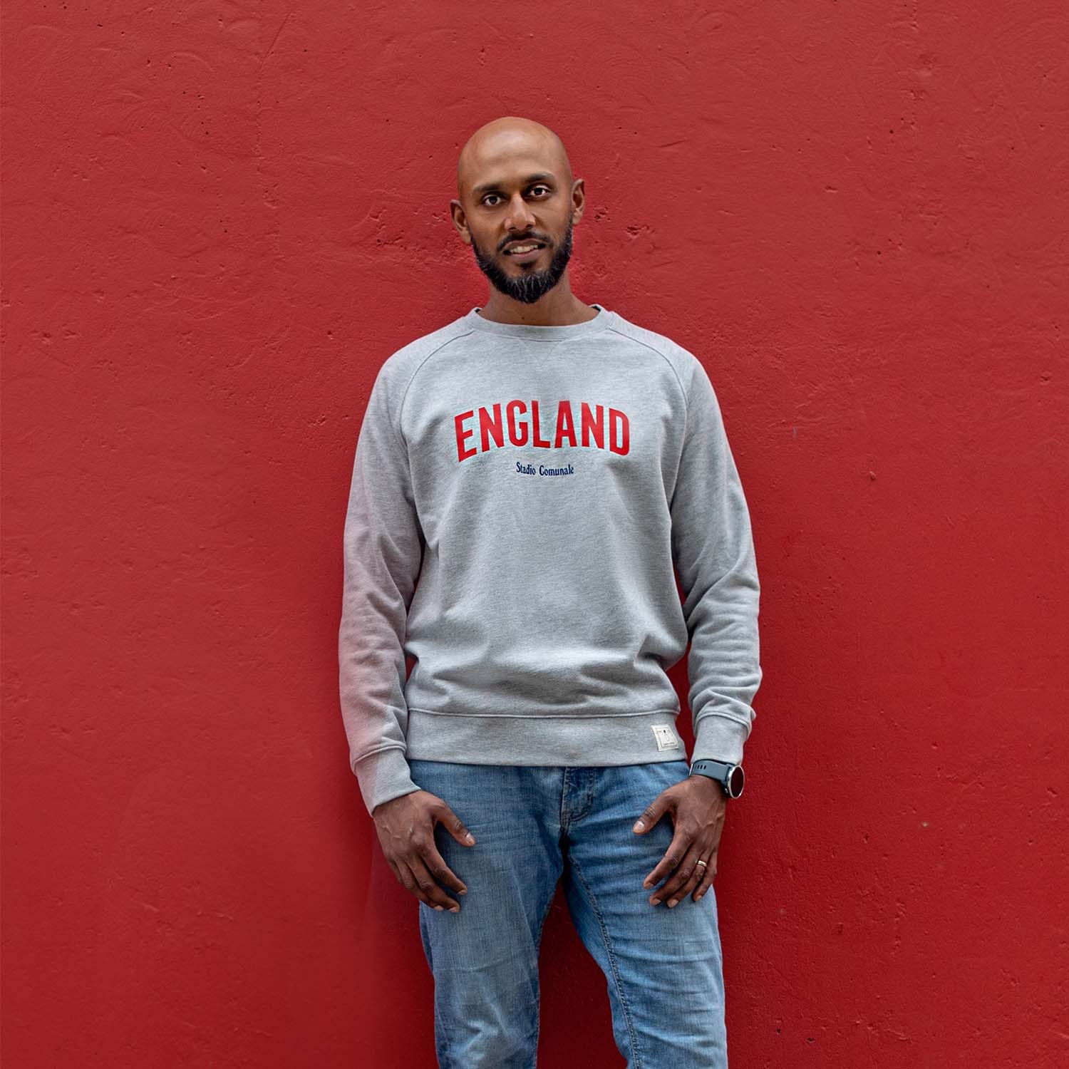 Sweatshirt England team in heather grey and red.