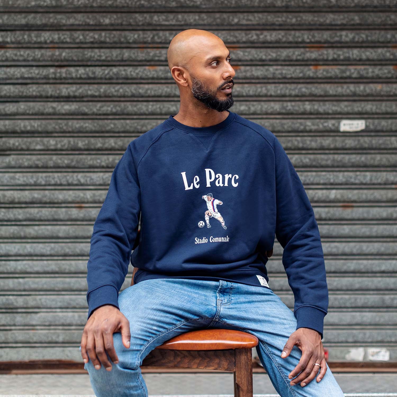 Classic Sweatshirt Le Parc in navy blue for PSG Football team.